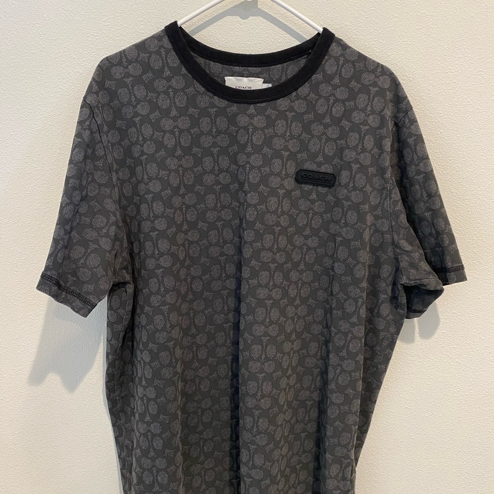Men’s t-shirt. Size XL